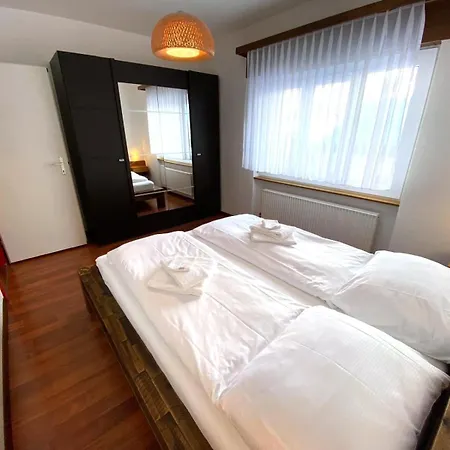Appartement Adler 66 *